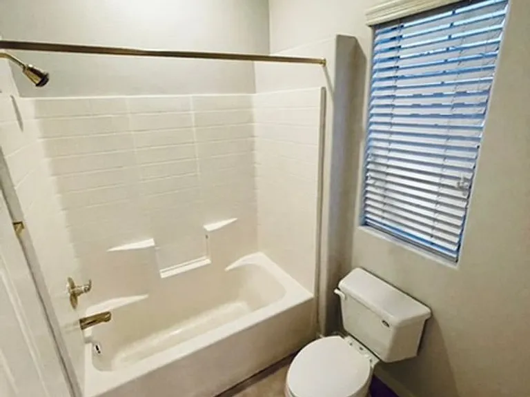 213 Heiple Ct — Photo 47