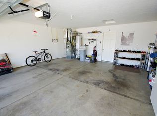 1227 Blakely Dr, Greenwood, IN 46143