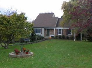 201 Circle Dr E, Lambertville, NJ 08530