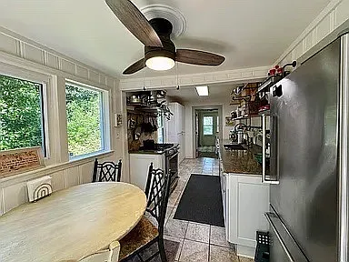 204 N Walnut St — Photo 12