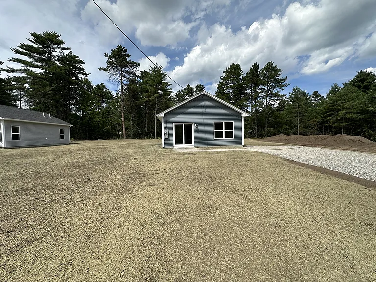 16 Trappers Way — Photo 2