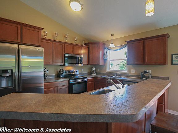 4th image of 1224 Canter Dr