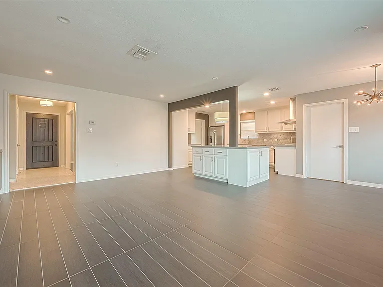 11406 High Star Dr — Photo 17