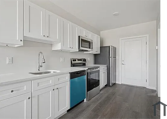 5310 Whitby Ave #202 — Photo 9