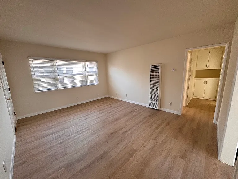 604 Hermosa Ave #A — Photo 3