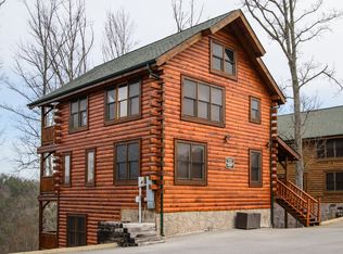 2809 White Oak Ridge Ln, Sevierville, TN 37862