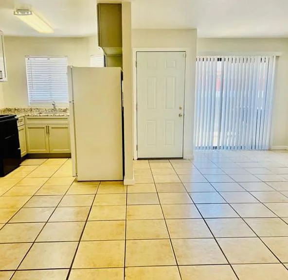 Kitchen dining unit D