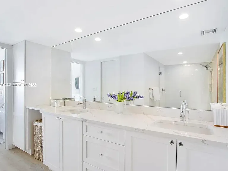 350 Beach Rd #401 — Photo 25