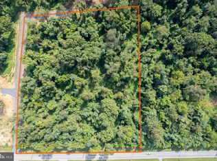 3 Huyett Rd, Charles Town, WV 25414