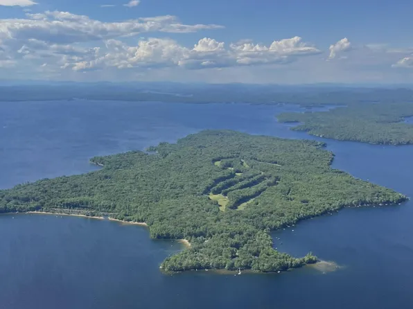14 Harbor Road, Frye Island, ME 04071