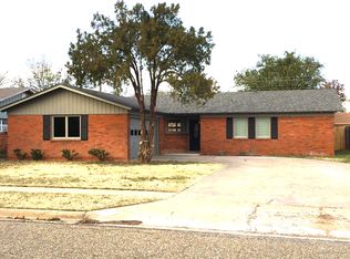 1 Meadowbrook Dr, Conway, AR 72032