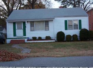 70 Hitchens Ln, Newport News, VA 23601