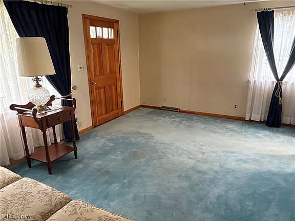 4th image of 1442 Youll St