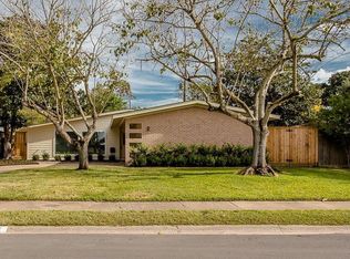 7413 Albacore Dr, Houston, TX 77074
