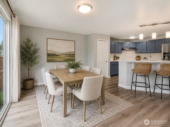 4th image of 8022 26th Avenue SE