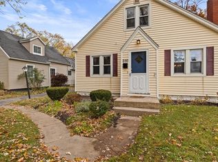 240 Walzer Rd, Rochester, NY 14622