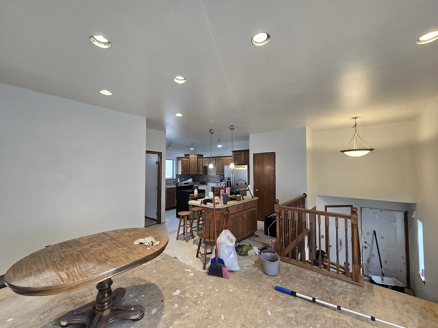3 bed, 2000 sqft, $1,995 — Photo 3