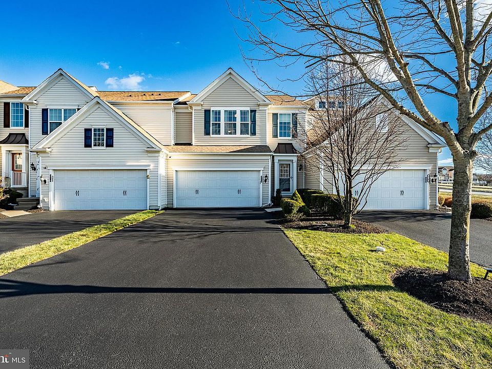 1st image of 312 N Caldwell Cir