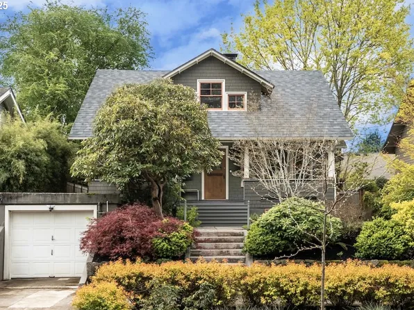 4416 SE Clay St, Portland, OR 97215