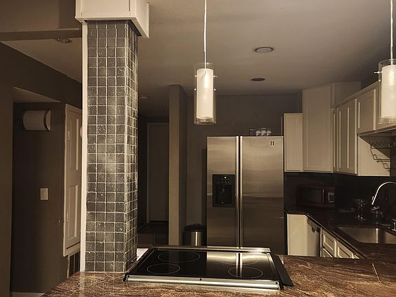 3rd image of 105 Rainier Ln
