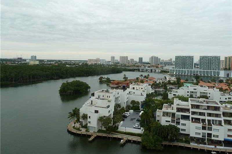 1st image of 400 Kings Point Dr APT 1627