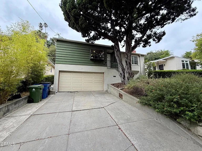 4943 Collis Ave — Photo 2