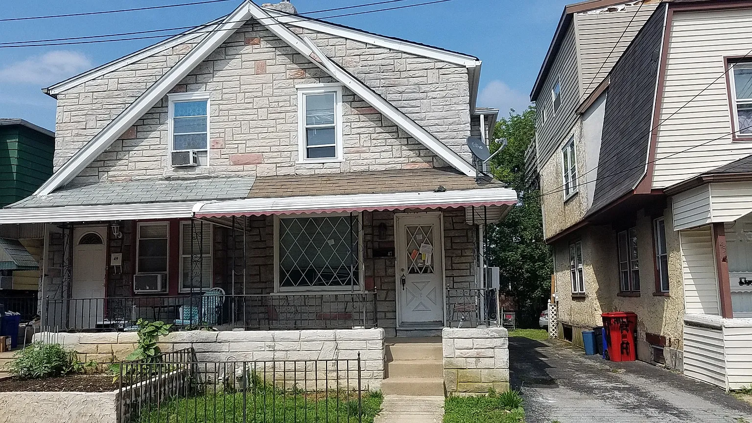 47 N Penn St photo 1