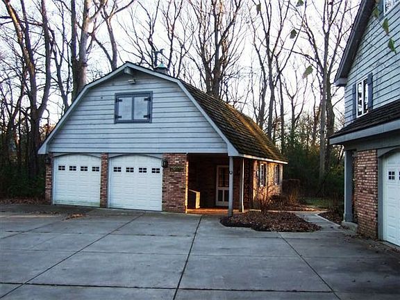 2nd image of 3215 W Mulberry Ln