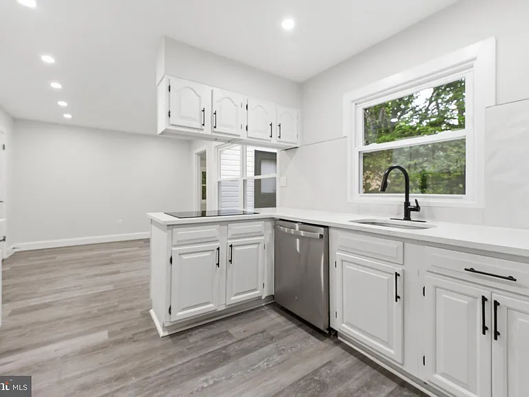 27 Parkside Cir — Photo 12