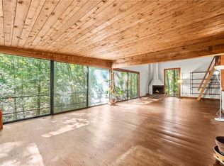 219 Kitchawan Rd, South Salem, NY 10590