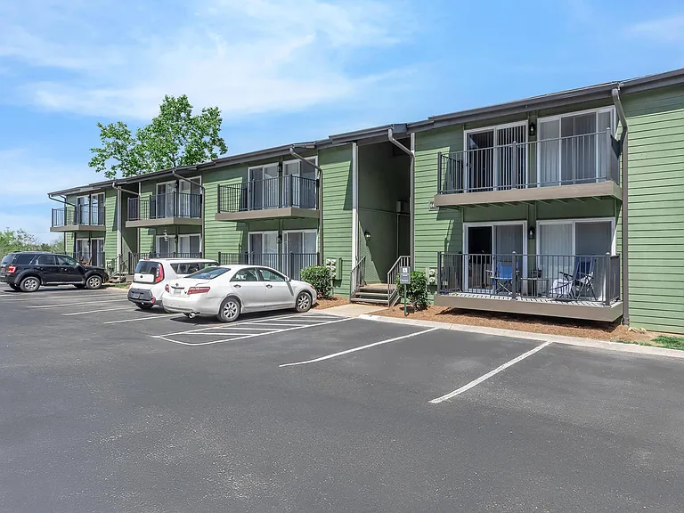 Sunrise Apartments — Photo 61