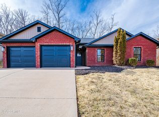 1700 Providence Dr, Jefferson City, MO 65109
