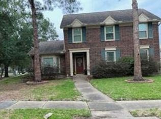 13603 Robin Hill Ct, Houston, TX 77059