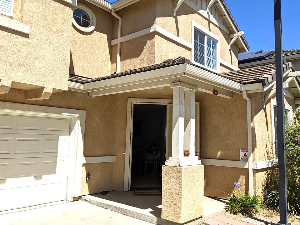 1st image of 2195 Pettigrew Dr