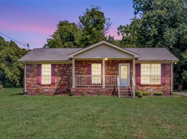 345 Marrell St, Gallatin, TN 37066