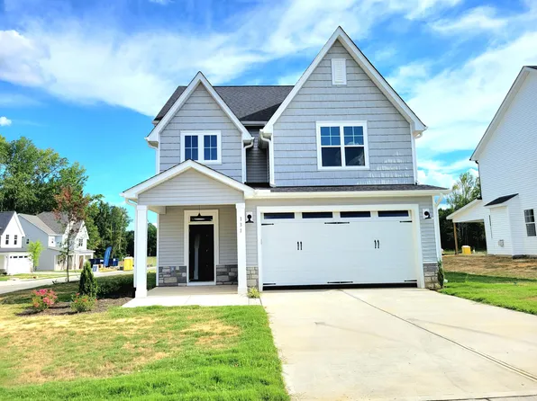131 Lynnridge Dr, Angier, NC 27501