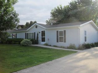 108 S 7th Ave, Saint Nazianz, WI 54232