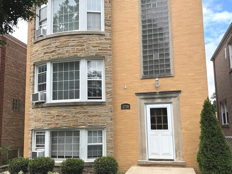 2718 W Balmoral Ave #2