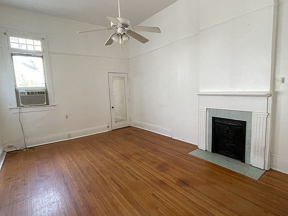 3rd image of 7820 Saint Charles Ave #5
