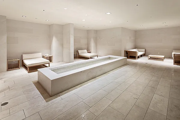 Rented by Nooklyn NYC LLC | media 25