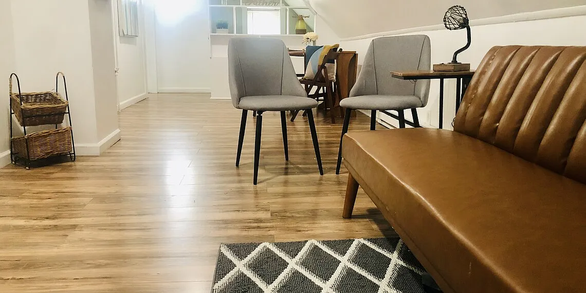 Open Living Room/Sitting Area - Jackson Ave