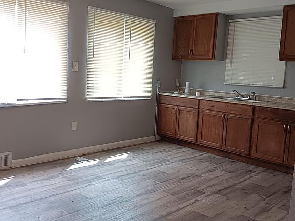 2nd image of 12078 Ashton Ave