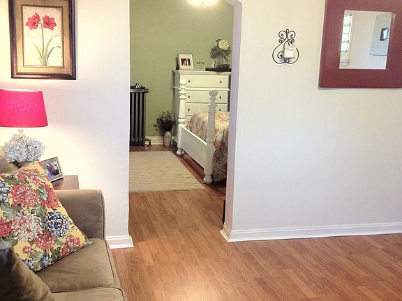 4th image of 5442 Bischoff Ave