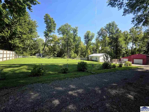 1933 N Lakeland St, Terre Haute, IN 47803