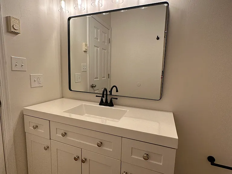 1453 Monroe Ave #1 — Photo 9