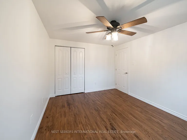 24 Thorncrest Rd — Photo 18