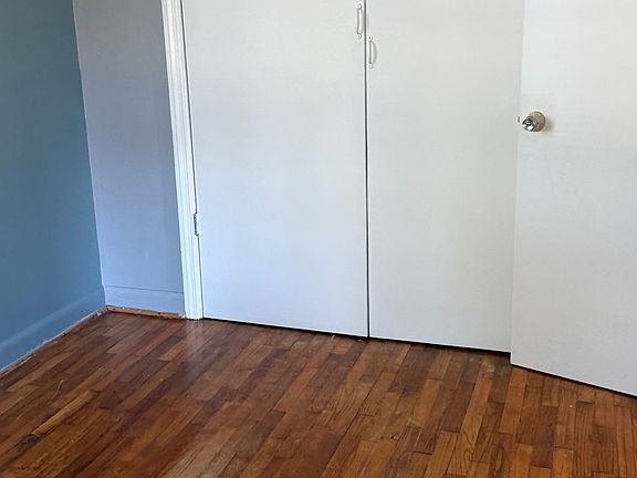 4th image of 708 Springfield Rd