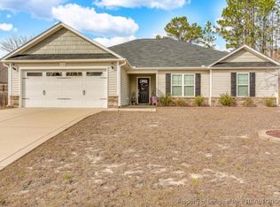 178 New Castle Ln, Spring Lake, NC 28390