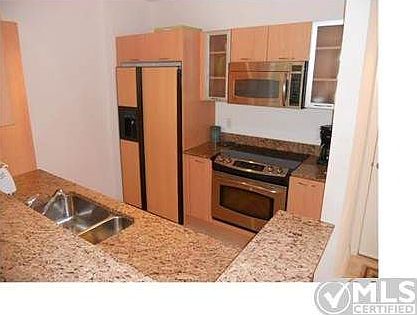 3rd image of 700 E Boynton Beach Blvd Unit 907