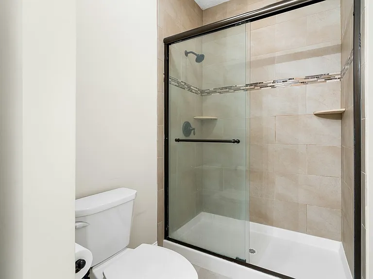 2716 E Millstone Dr — Photo 30